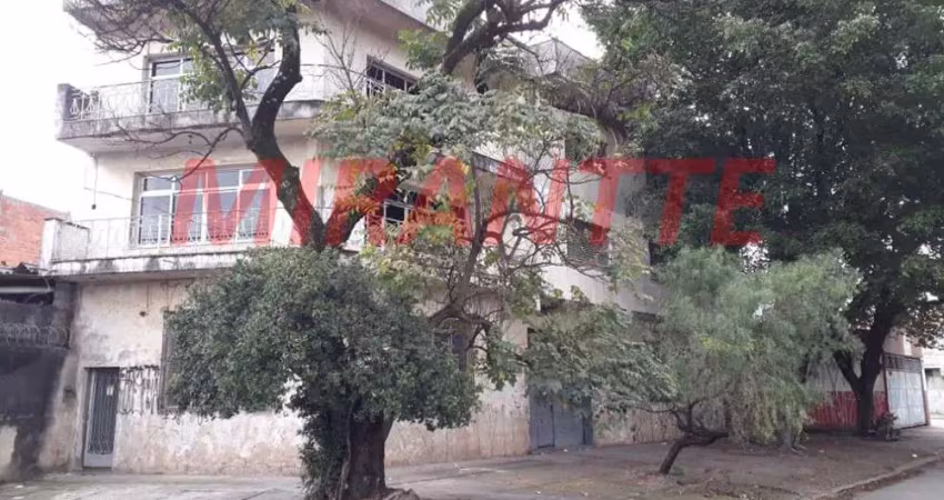Sobrado de 558m² com 4 quartos em parque novo mundo