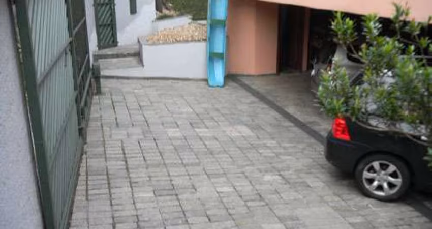 Sobrado de 509m² com 4 quartos em Santo Amaro