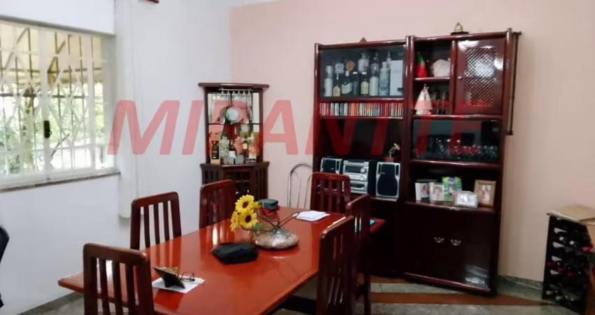Sobrado de 437m² com 4 quartos em Santana