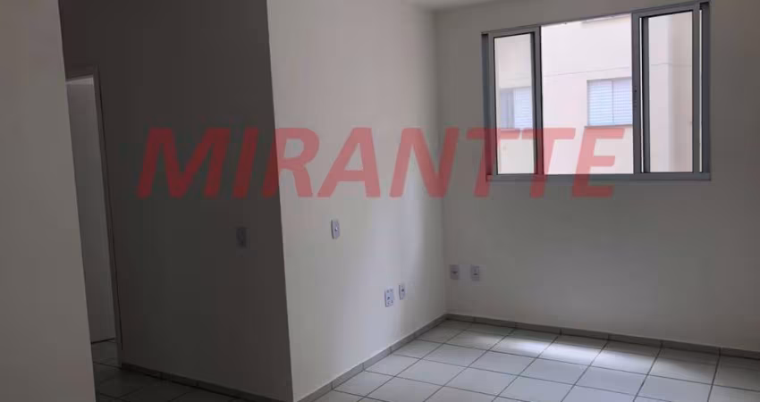 Apartamento de 46m² com 2 quartos em Parque Sao Lourenco