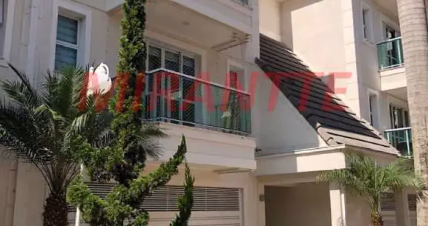 Cond. fechado de 380m² com 4 quartos em horto florestal