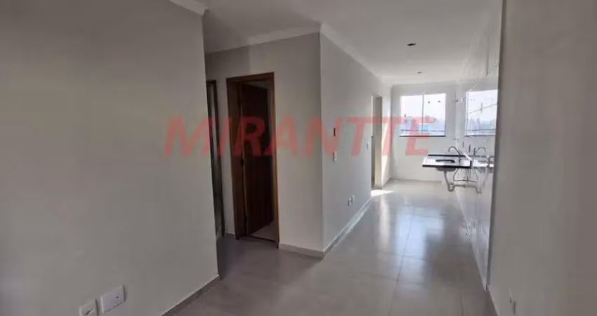 Cond. fechado de 44m² com 2 quartos em vila isolina mazzei