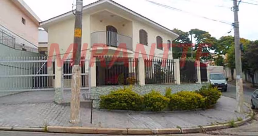 Sobrado de 270m² com 3 quartos em Jardim Guapíra