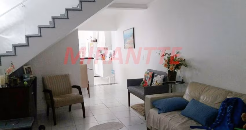 Sobrado de 140m² com 4 quartos em Santa Terezinha