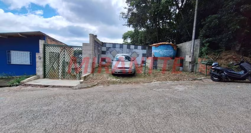 Casa terrea de 145m² com 3 quartos em Serra Da Cantareira