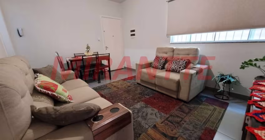 Apartamento de 50m² com 2 quartos em Limão