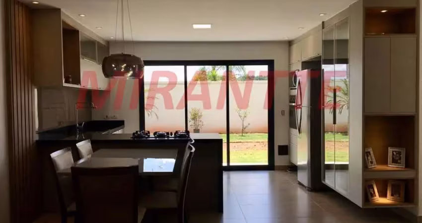 Casa em condomínio fechado com 3 quartos à venda na Estrada Fernando Nobre, Centro, Cotia