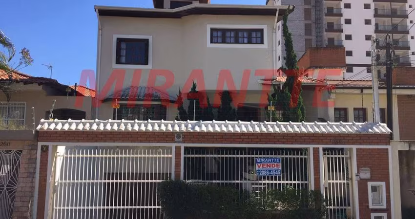 Sobrado de 433m² com 4 quartos em Vila Galvão