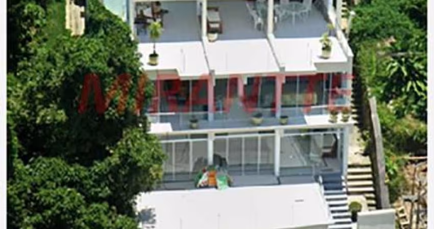 Sobrado de 670m² com 6 quartos em Juqueí