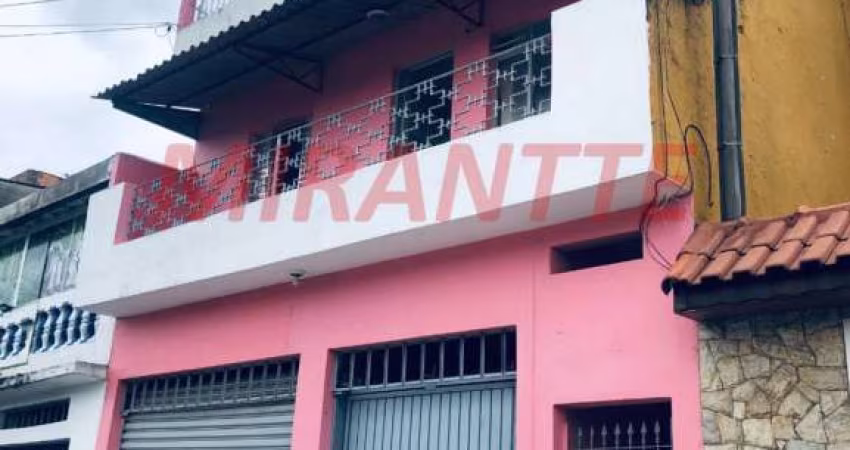 Sobrado de 170m² com 4 quartos em Jardim Rosa de Franca