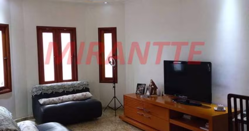 Sobrado com 3 quartos em Jardim Santa Clara