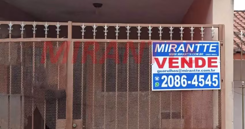 Casa com 2 quartos à venda na Rua Sabiá, Vila Rosália, Guarulhos