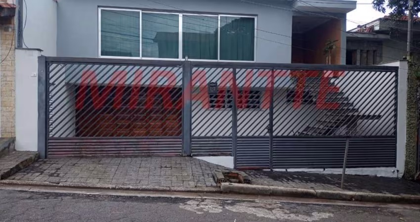 Sobrado de 219m² com 3 quartos em Jardim Santa Mena