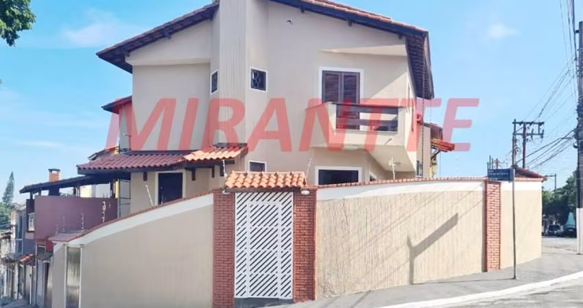 Sobrado de 164m² com 4 quartos em Vila Galvão