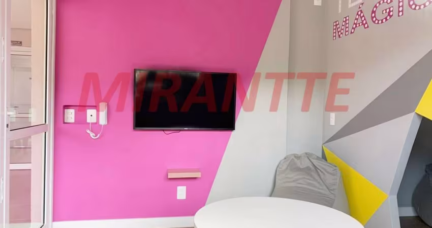 Apartamento de 56m² com 2 quartos em Vila Galvão