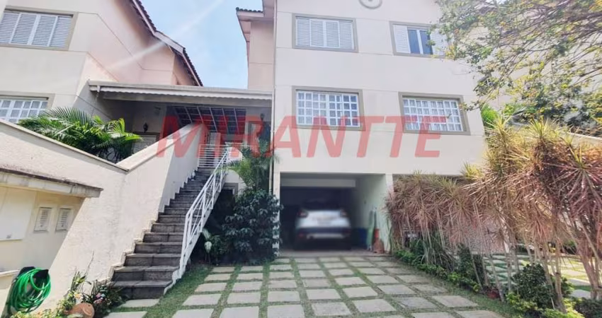 Sobrado de 170m² com 3 quartos em Vila Zamataro