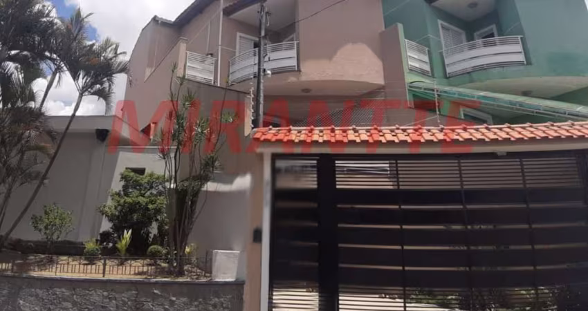 Sobrado de 200m² com 3 quartos em Vila Constança