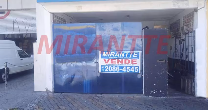 Sobrado de 180m² com 4 quartos em Jardim Pinhal