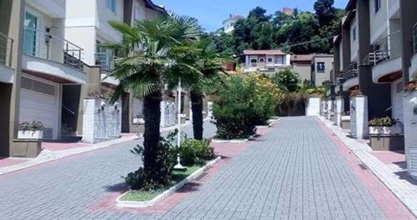 Sobrado de 280m² com 4 quartos em Tremembe
