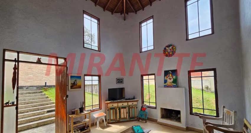 Sobrado de 287m² com 3 quartos em Serra da Cantareira
