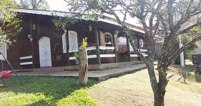 Casa terrea de 265m² com 4 quartos em Serra Da Cantareira