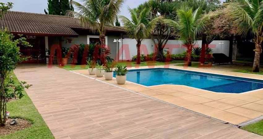 Casa terrea de 850m² com 7 quartos em Serra Da Cantareira
