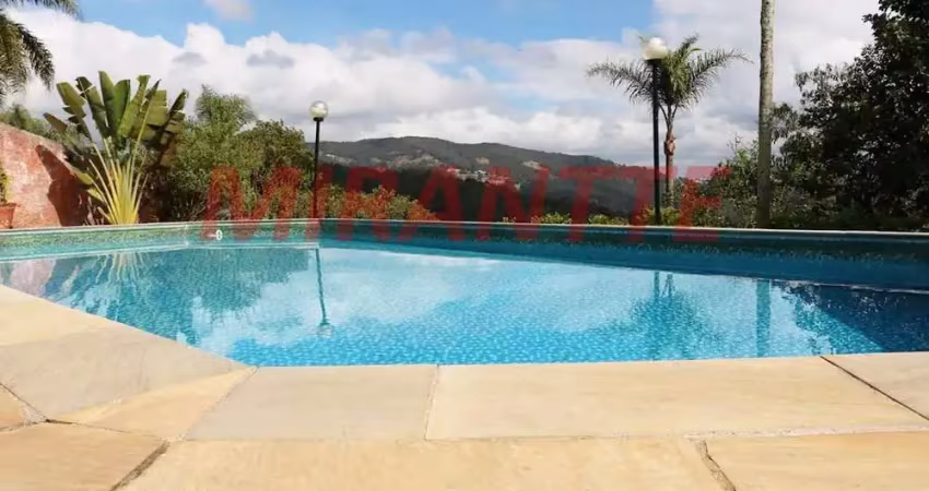 Casa terrea de 190m² com 2 quartos em serra da cantareira