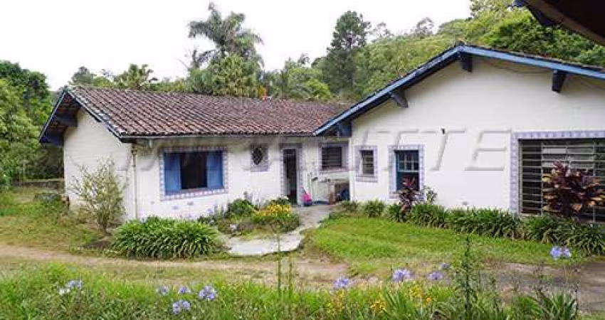 Casa terrea de 600m² com 3 quartos em Serra Da Cantareira