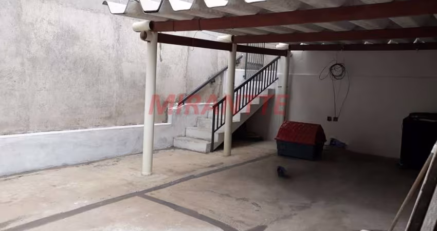 Sobrado de 138m² com 4 quartos em Jardim Peri