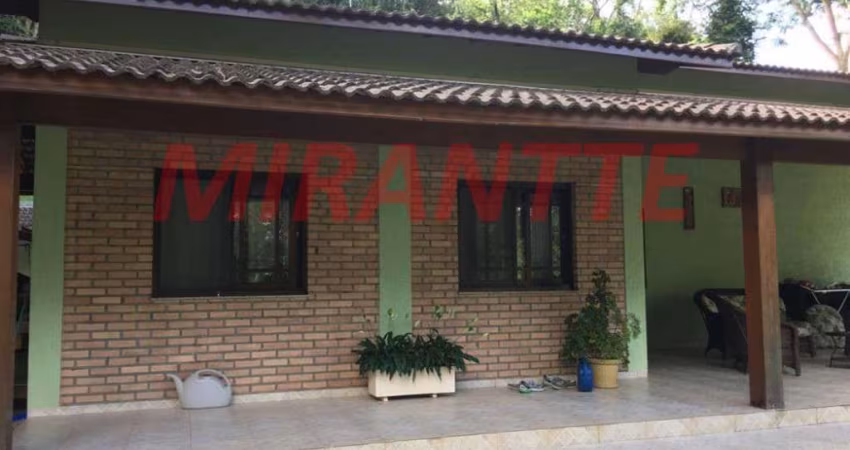 Casa terrea de 294m² com 3 quartos em Serra da Cantareira