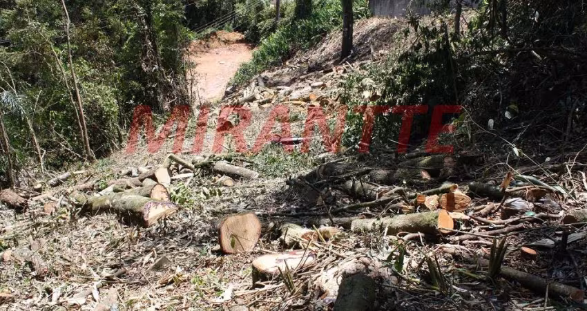 Terreno de 322m² em Serra Da Cantareira