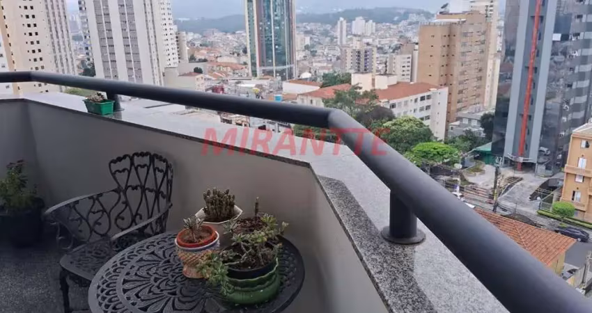 Apartamento de 133m² com 3 quartos em Água Fria