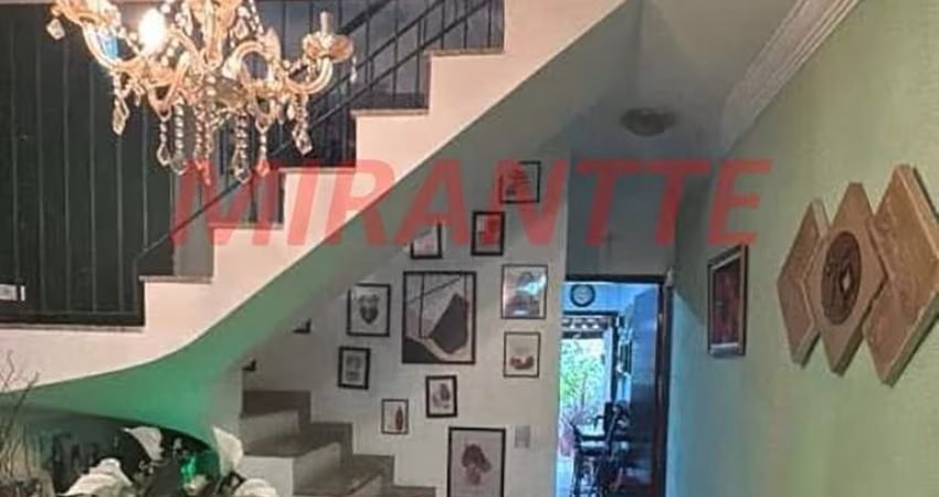 Sobrado de 250m² com 3 quartos em Jardim Vila Formosa