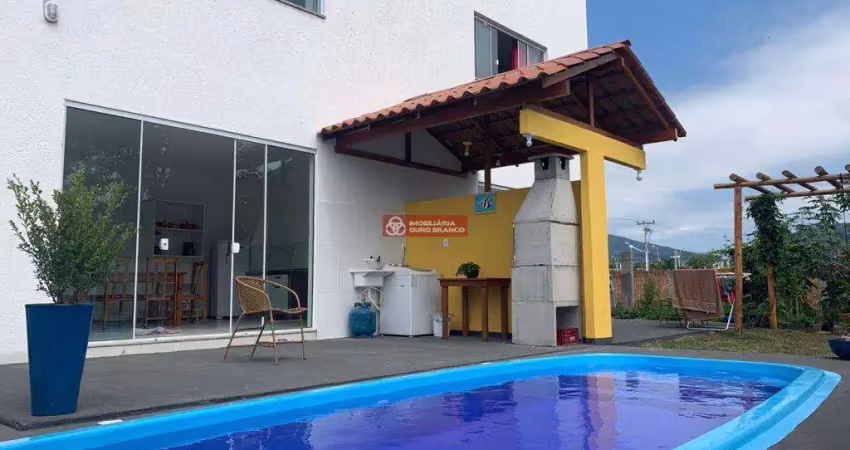 Casa com 4 quartos para alugar na AV. R P, 821, Centro, Florianópolis