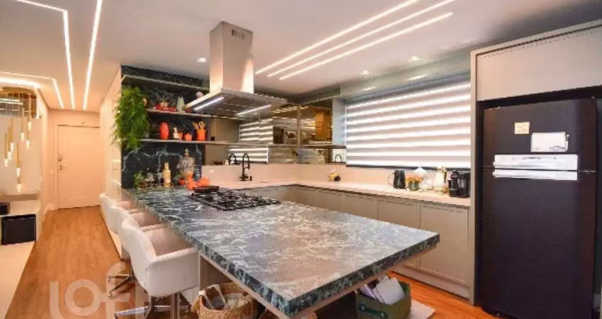 Apartamento à venda em Centro com 165 m², 4 quarto