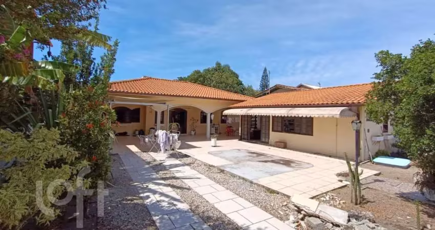 Casa à venda em Campeche Sul com 193 m², 3 quartos