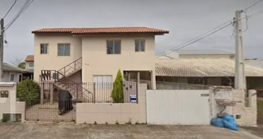 Casa à venda em Ressacada com 188 m², 3 quartos