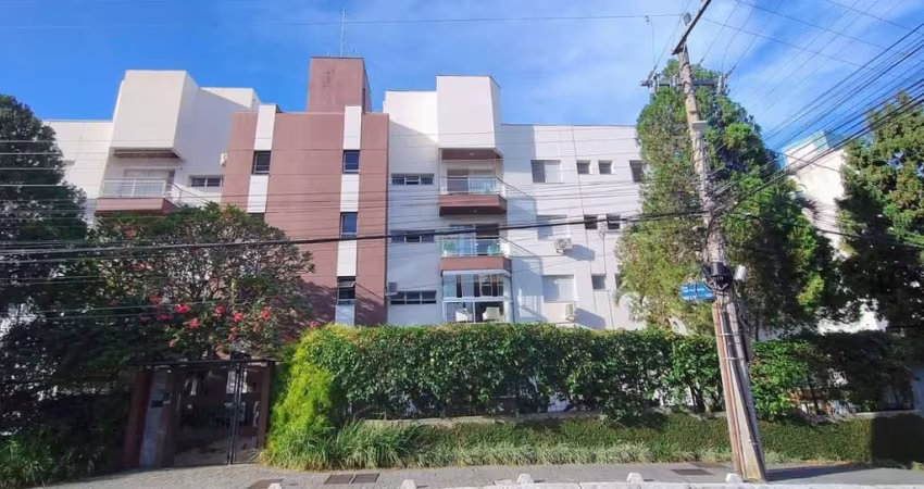 Apartamento de 3 dormitórios na Trindade