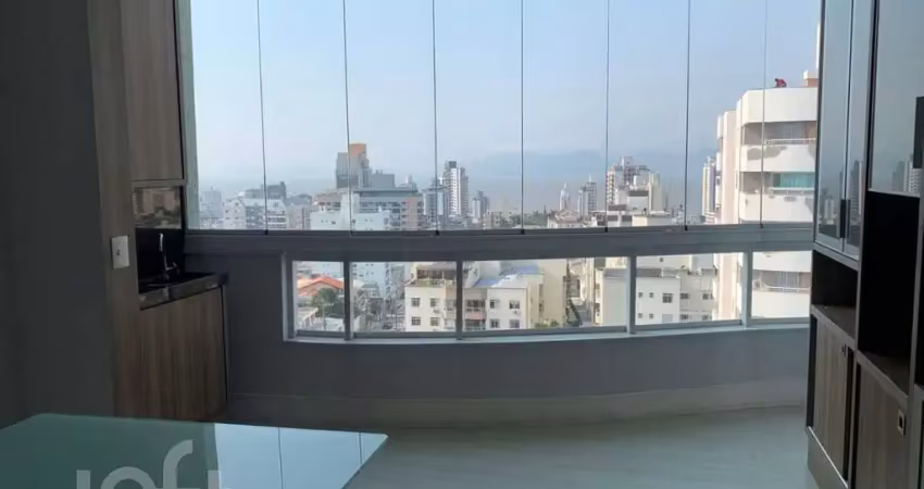 Apartamento à venda em Estreito com 129 m², 3 quar