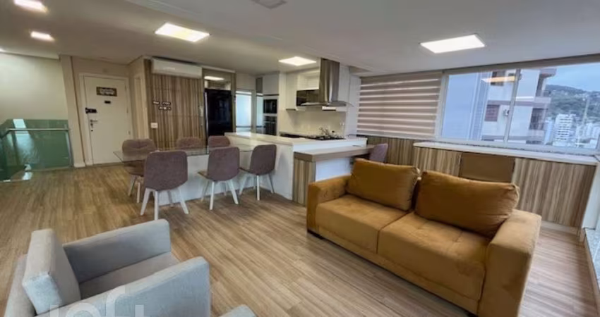 Apartamento à venda em Centro com 149 m², 3 quarto
