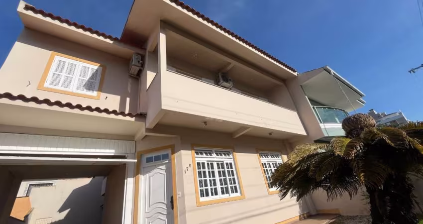 Casa de 5 dormitórios à venda em Balneário