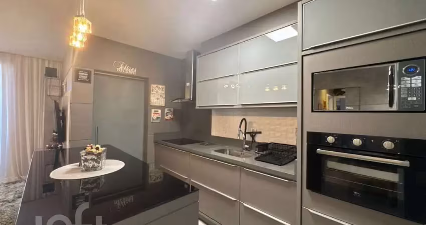 Apartamento à venda em Centro com 78 m², 2 quartos