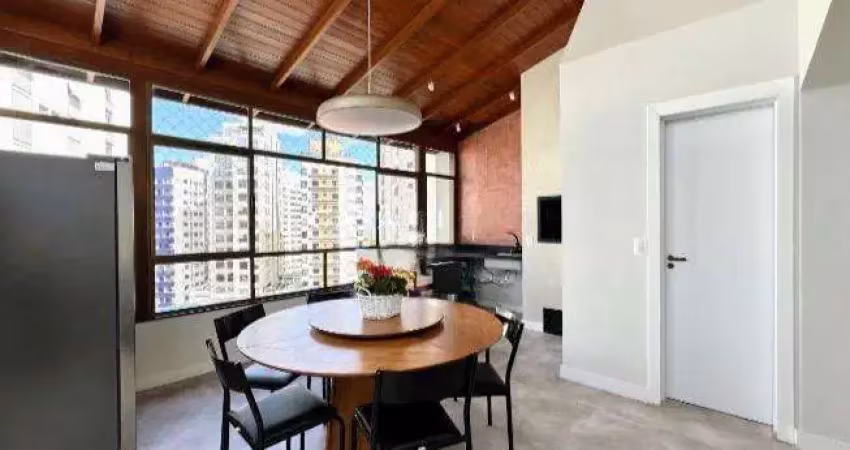 Cobertura duplex à venda no Centro