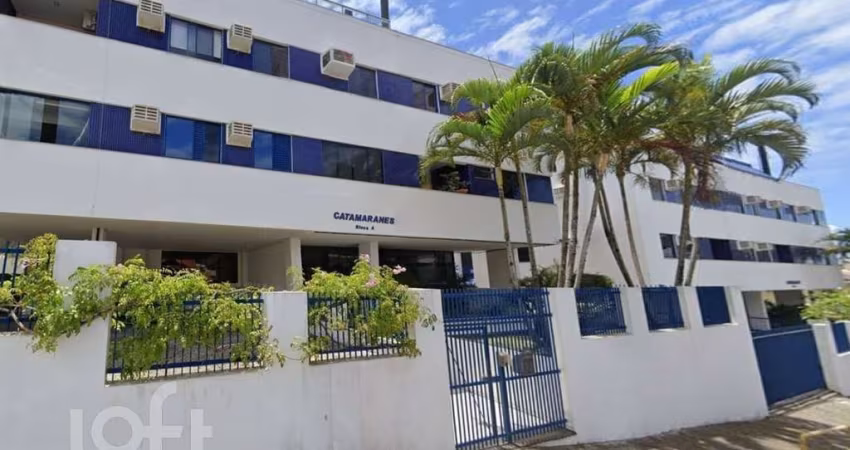 Apartamento à venda em Lagoa da Conceição com 67 m