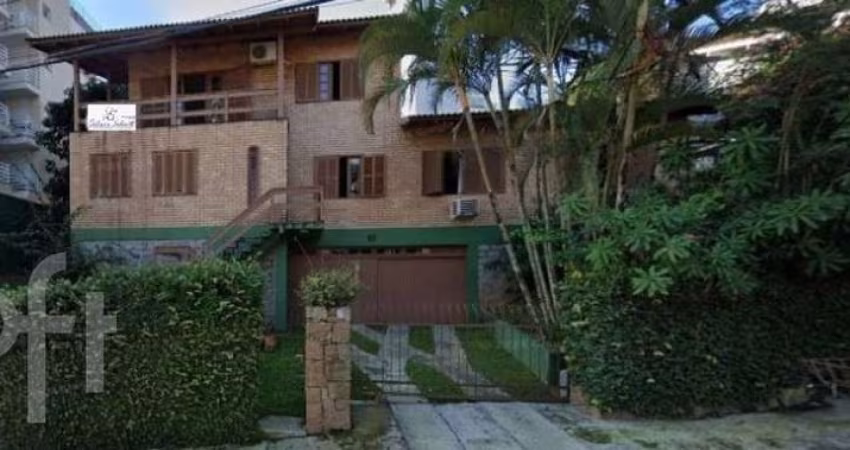 Casa à venda em João Paulo com 350 m², 6 quartos,