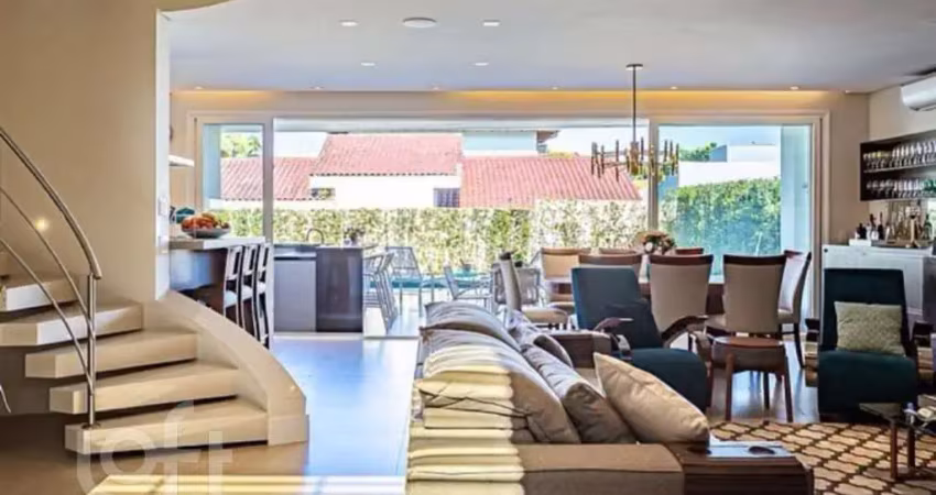 Casa à venda em Jurere Oeste com 385 m², 5 quartos