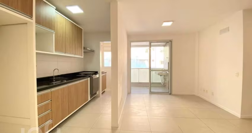 Apartamento à venda em Trindade com 97 m², 3 quart
