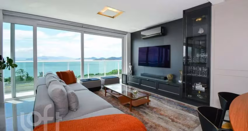 Apartamento à venda em Agronômica com 216 m², 3 qu