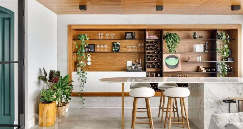 Apartamento à venda em Centro com 207 m², 4 quarto