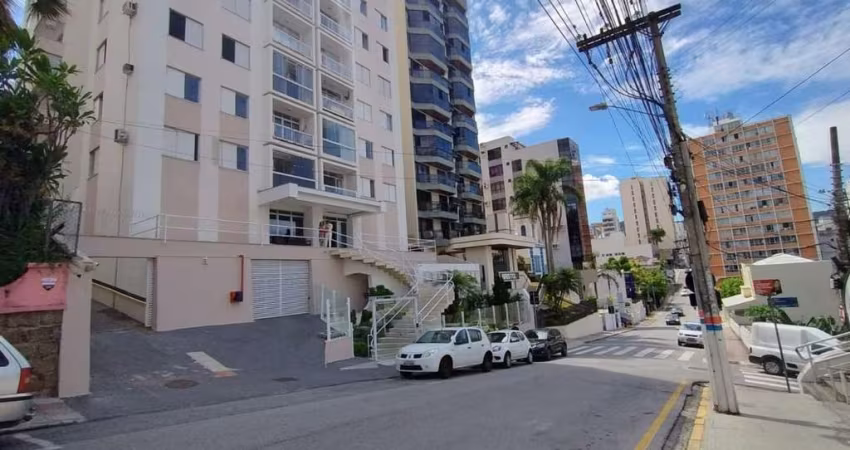 Apartamento de 2 dormitórios no Centro